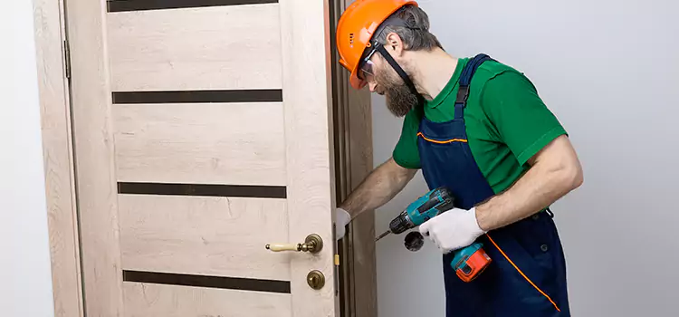 Replace Internal Door Handle with Lock Vincennes